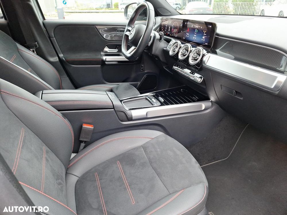 MERCEDES-BENZ GLB 2024 — imagine 14