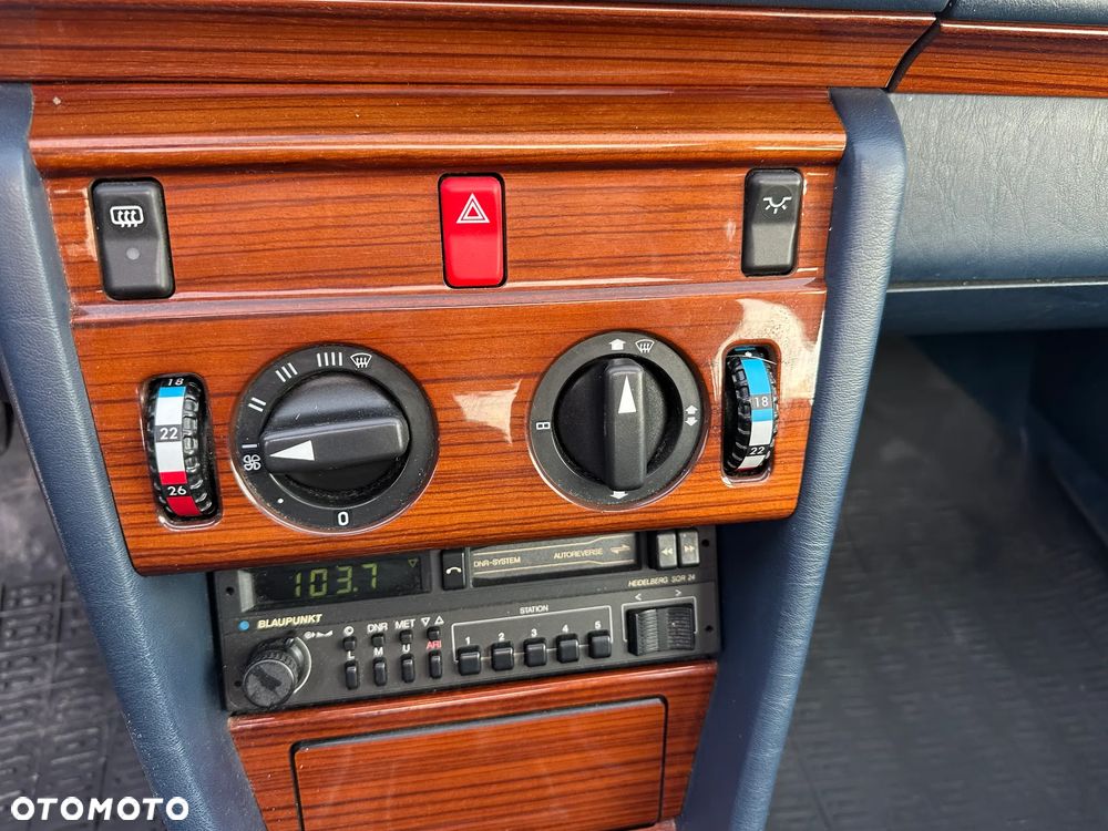 Mercedes-Benz Klasa E - 31