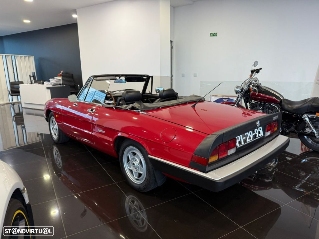 Alfa Romeo Spider 1.6 - 4