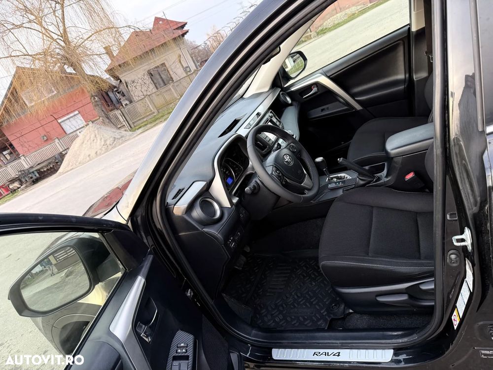 Toyota RAV4 2.2 D-4CAT 4WD Aut Executive - 4