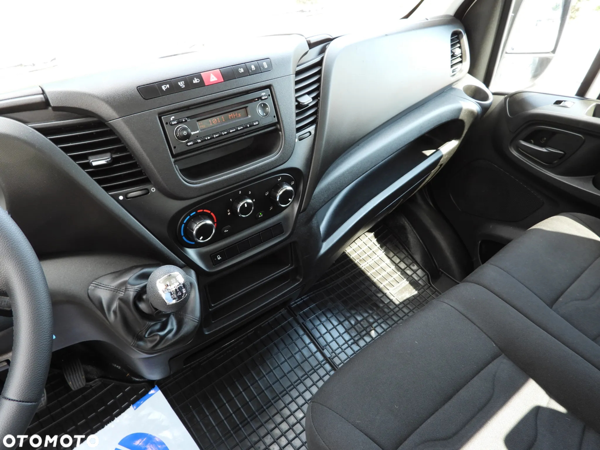 Iveco DAILY 35C15 WYWROTKA TEMPOMAT BLIŹNIACZE KOŁA KLIMATYZACJA 150KM [ 573517 ] - 31