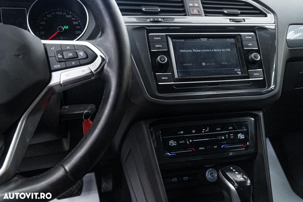 Volkswagen Tiguan 2.0 TDI SCR DSG 4Motion Elegance - 28