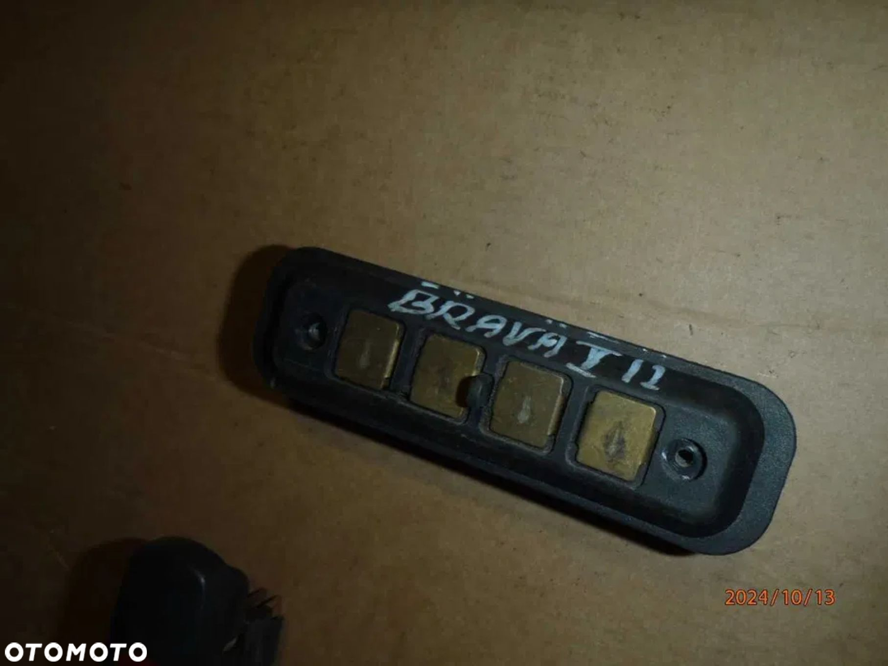 włącznik awaryjnych stycznik klapy fiat bravo brava marea - 3