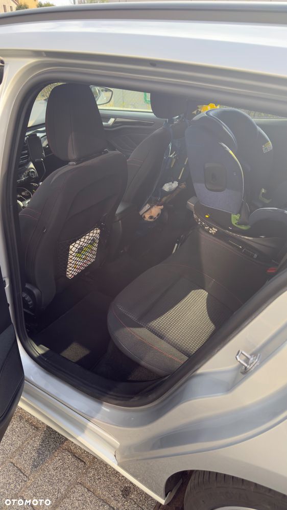 Ford Focus 1.5 EcoBlue ST-Line - 14