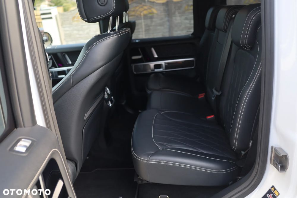 Mercedes-Benz Klasa G AMG 63 Stronger Than Time Edition - 31