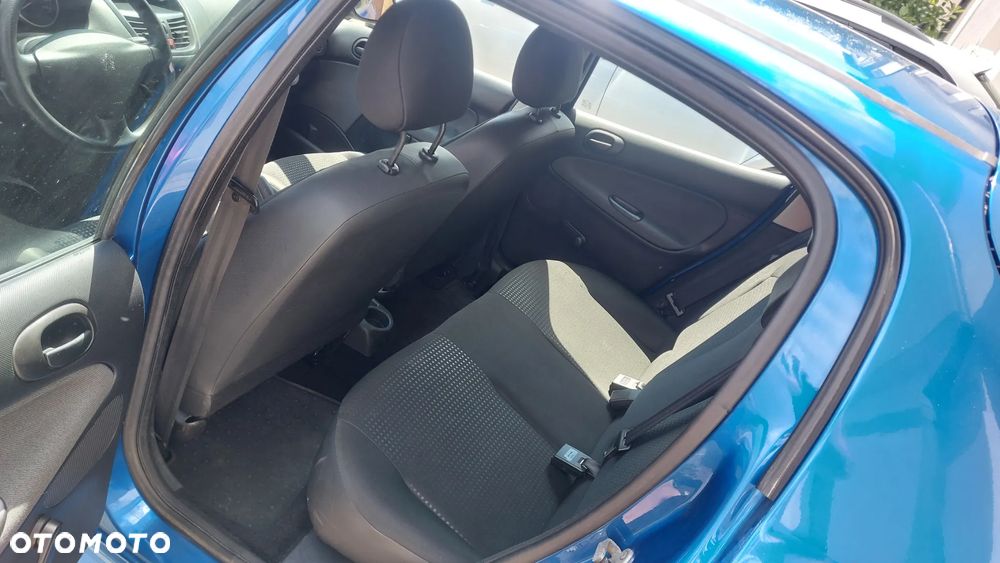 Peugeot 206 plus 1.1 Presence - 12
