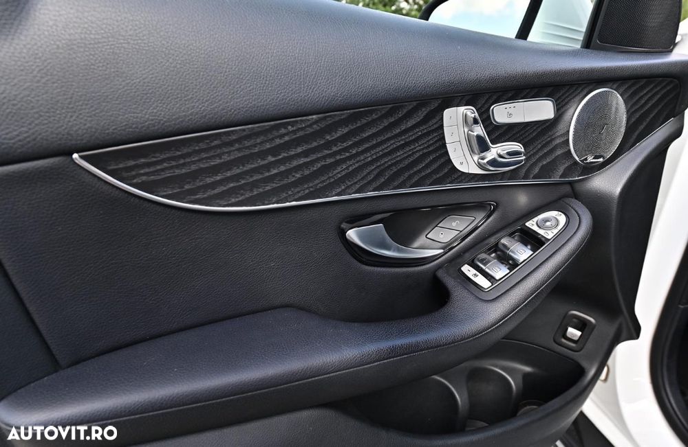Mercedes-Benz GLC 300 4MATIC - 19