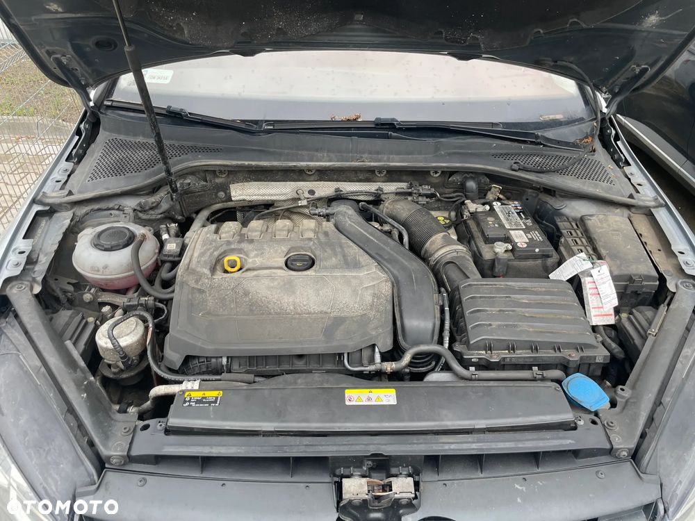 Volkswagen Golf 1.5 TSI BMT Evo Comfortline DSG - 18