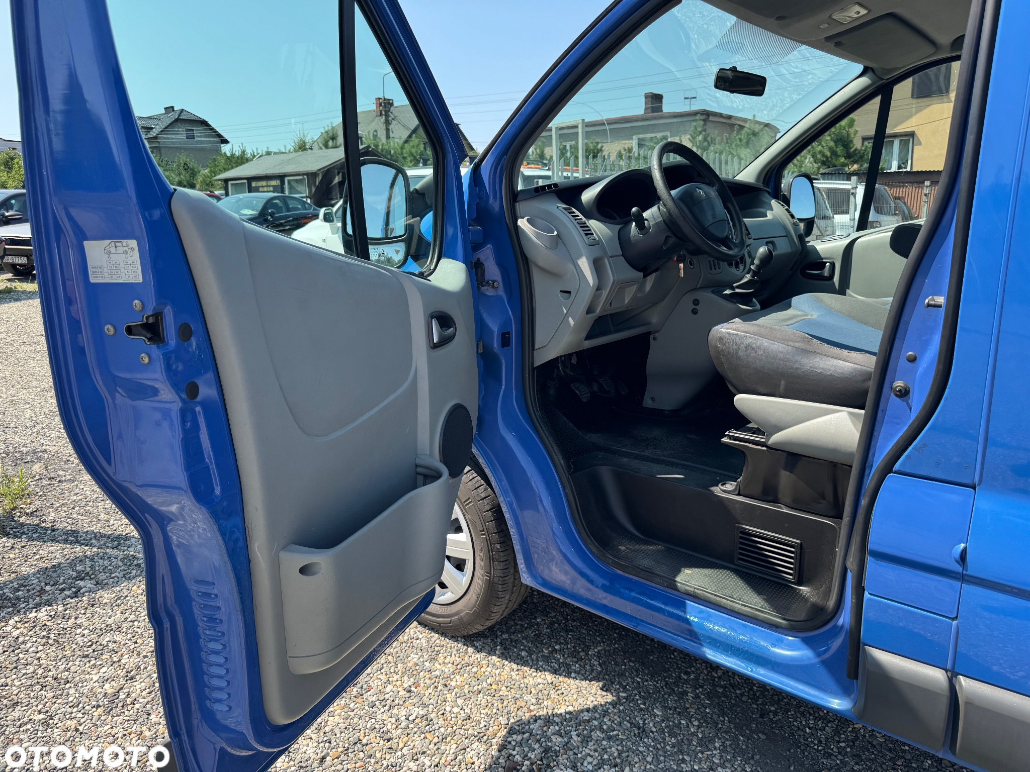 Renault Trafic - 10