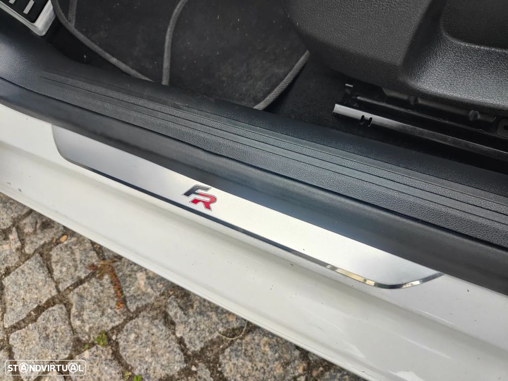 SEAT Leon 1.6 TDI FR S/S - 11