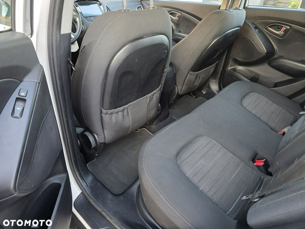 Hyundai ix35 - 11