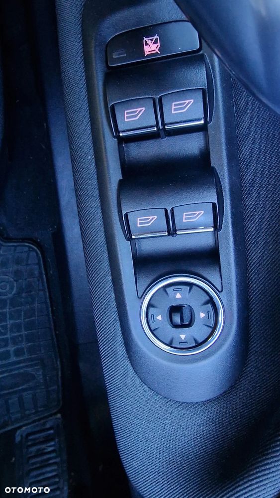 Ford Mondeo 2.0 TDCi Titanium X - 28