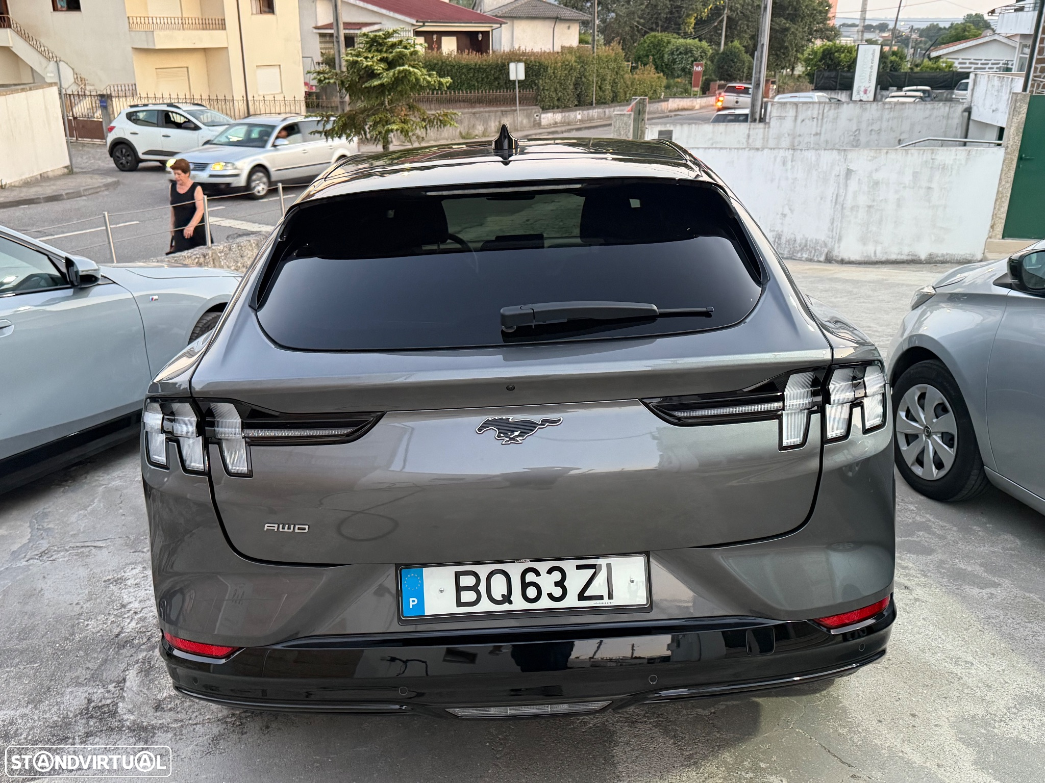 Ford Mustang Mach-E 72.6 kWh Premium AWD - 5