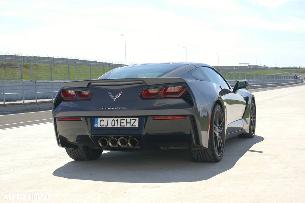 Chevrolet Corvette Stingray LT1 6.2 V8 - 18