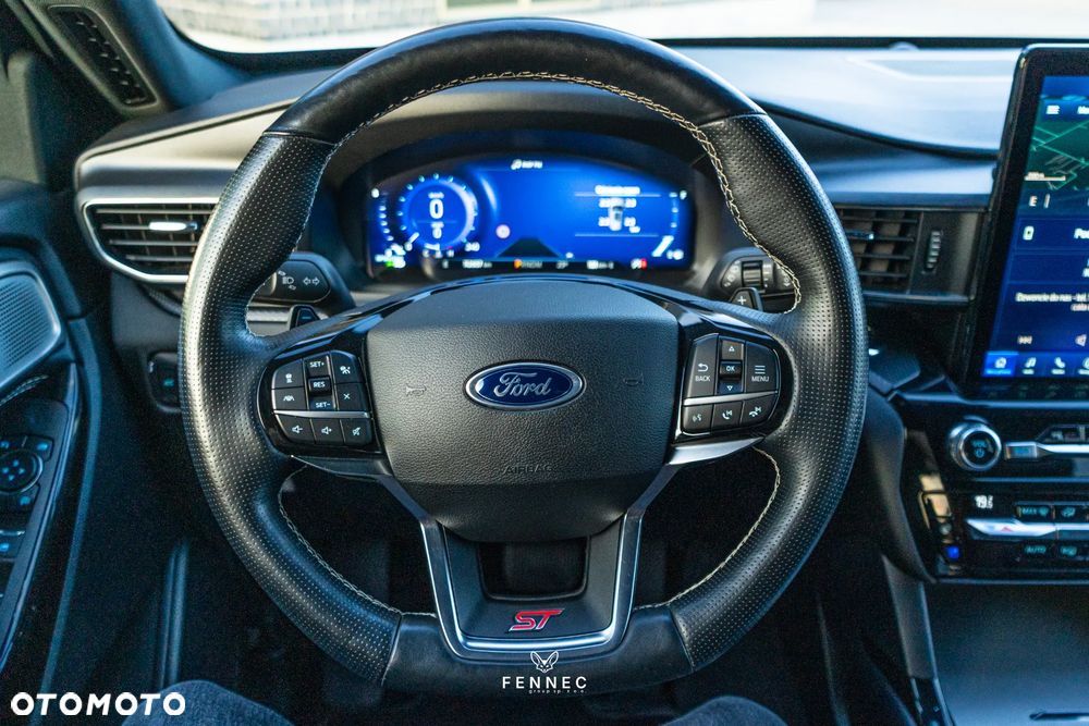Ford Explorer - 20