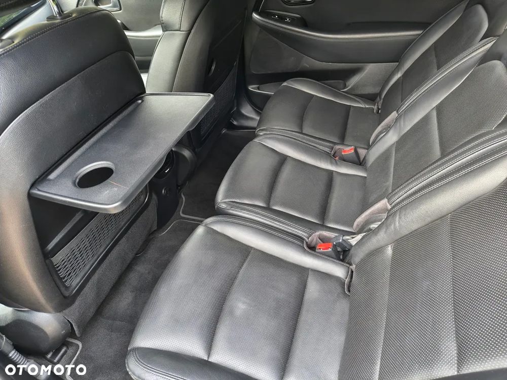 Kia Carens 1.7 CRDi Spirit - 26