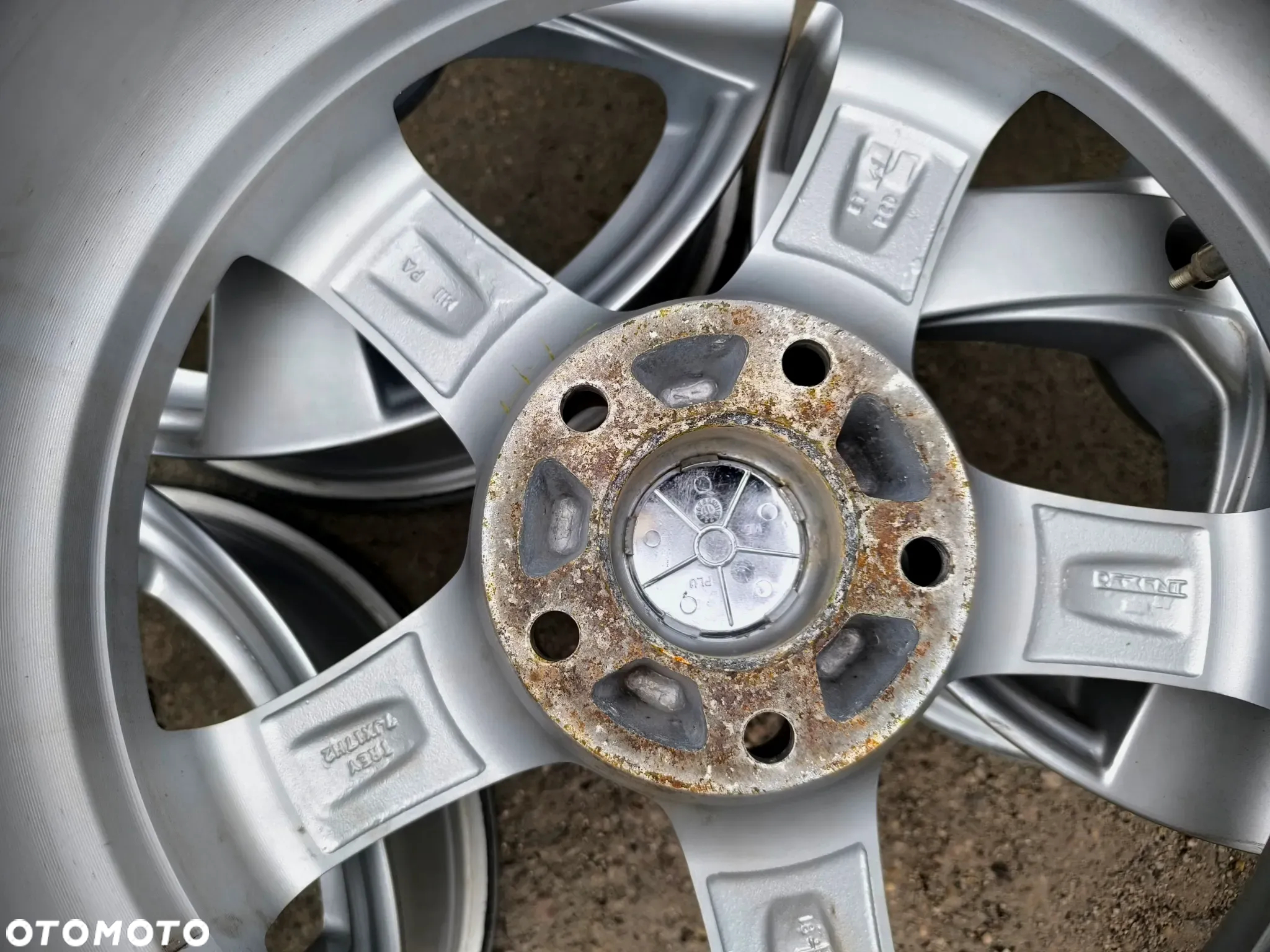 5x120 Felgi Aluminiowe ALUFELGI 17 BMW SERIA 3 E46 E36 Z4 Z3 E90 E91 1 E81 E87 E88 F20 F21 5 E60 Xdrive E61 Xdrive X1 E84 X3 E83 X5 E53 OPEL INSIGNIA A I Legnica ALU-RAD VW TRANSPORTER T5 - 11