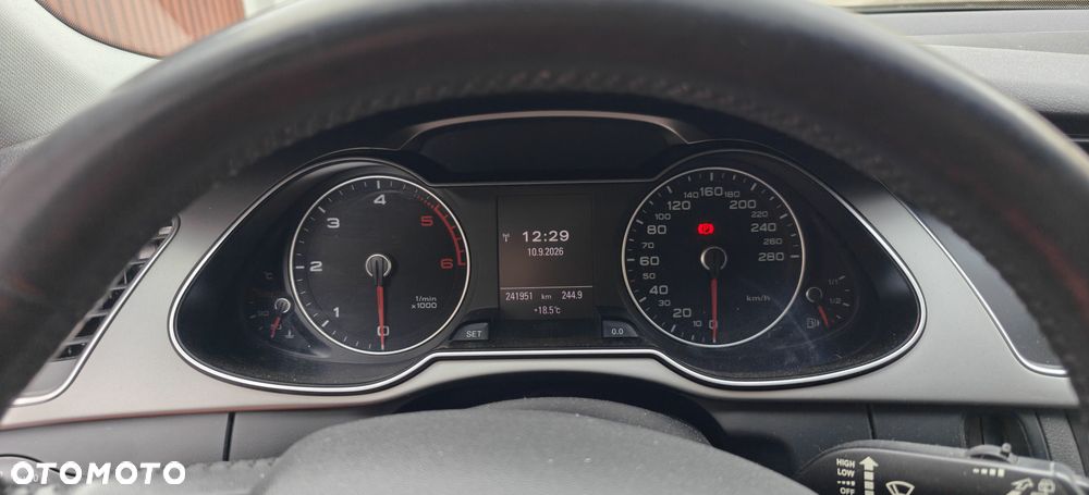 Audi A4 Avant - 9