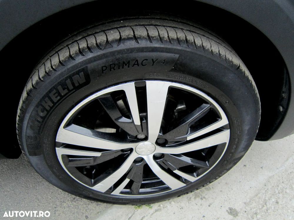 Peugeot 5008 BlueHDI 130 EAT8 GT - 31