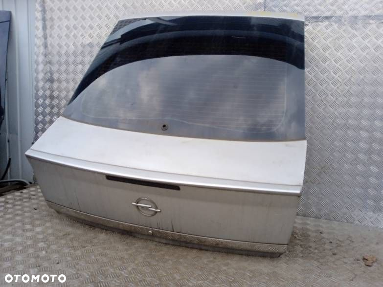 KLAPA BAGAŻNIKA OPEL VECTRA C - 2