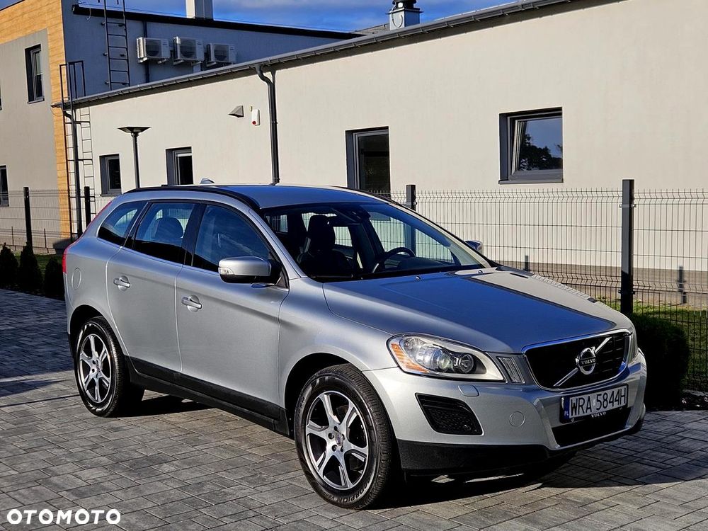 Volvo XC 60 D3 Momentum - 16