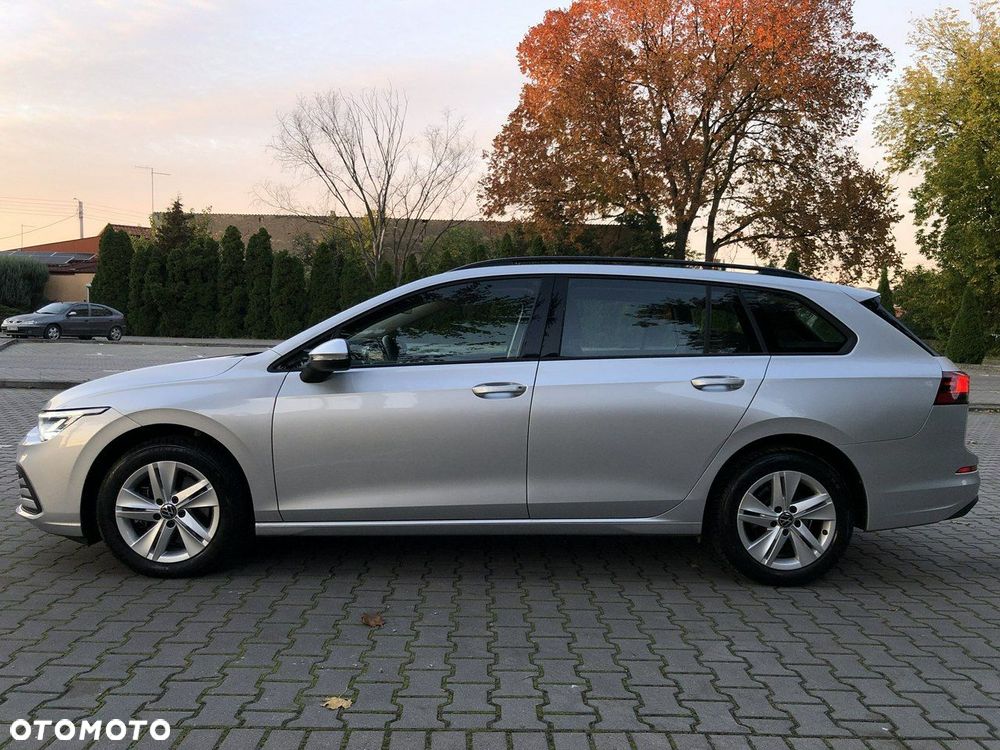 Volkswagen Golf - 2