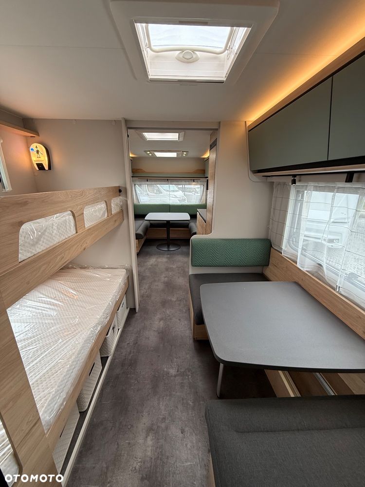 Dethleffs Camper 730 FKR - 21
