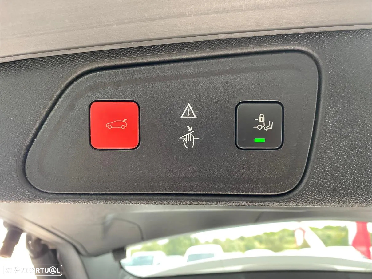 Peugeot 3008 BlueHDi 130 Stop & Start EAT8 Allure - 25