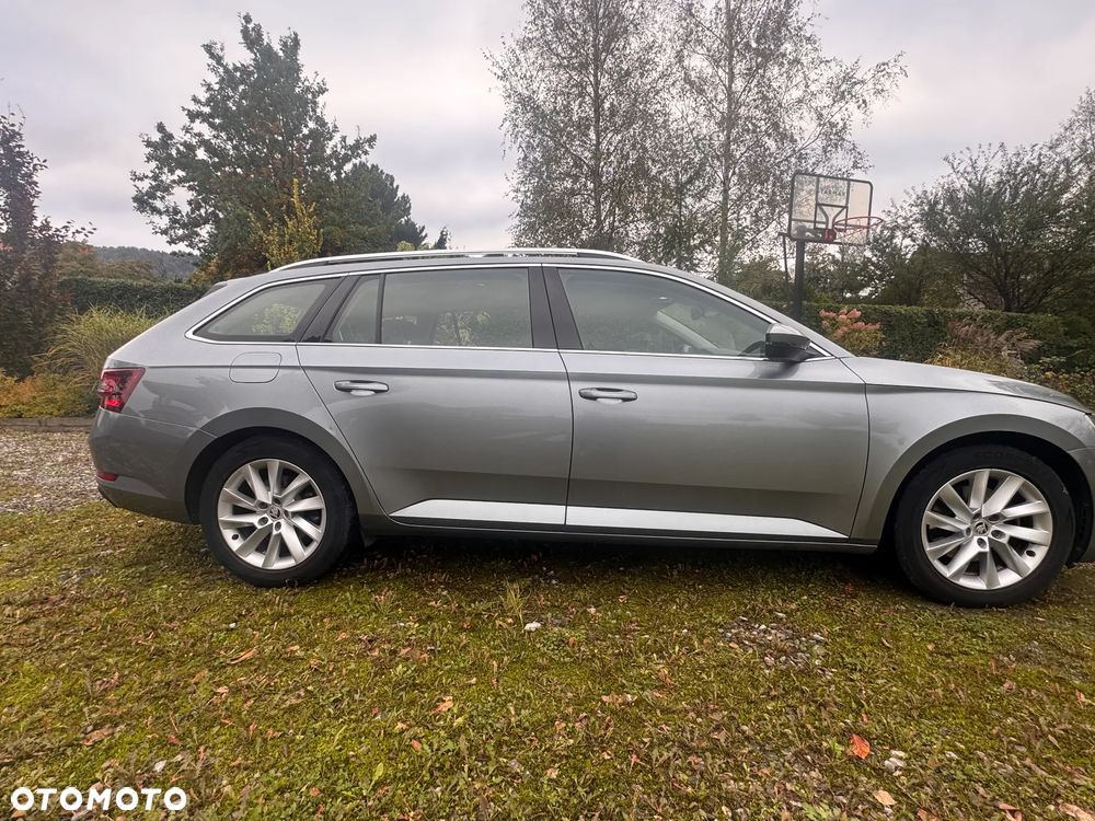 Skoda Superb 2.0 TDI Style DSG - 16