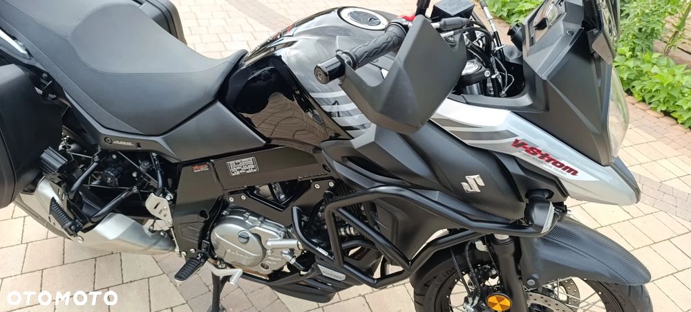 Suzuki V-STROM - 20