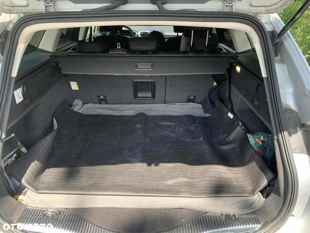 Ford Mondeo 2.0 TDCi Ambiente - 15