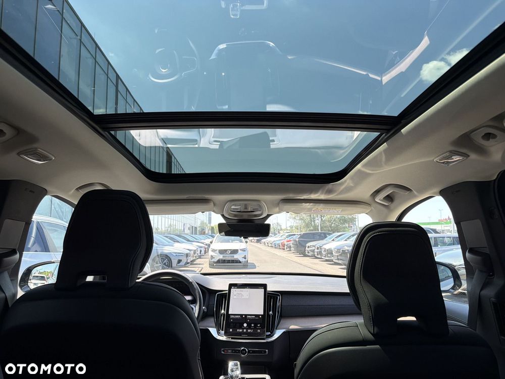 Volvo XC 90 - 30