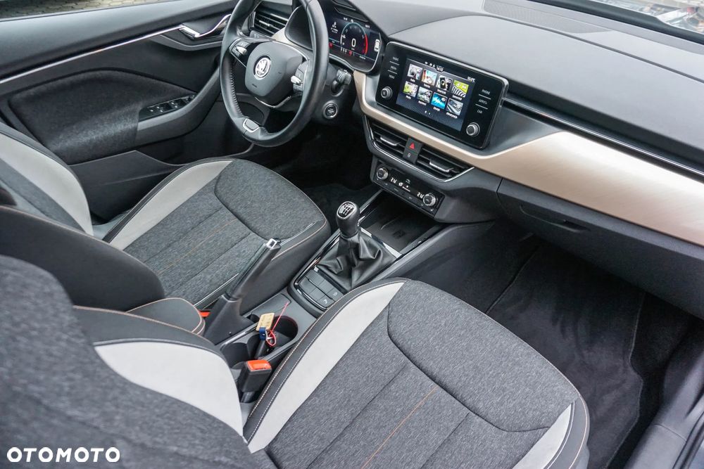 Skoda Kamiq 1.0 TSI Style - 38