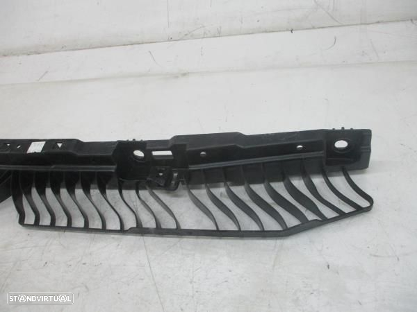 Guia Para Choques Tras Volkswagen Polo (Aw1, Bz1) - 2