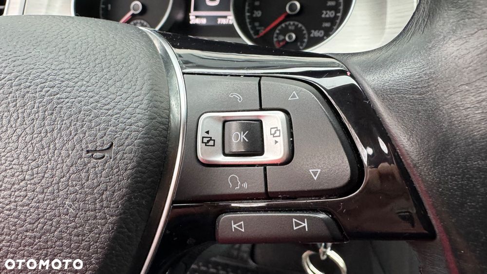 Volkswagen Golf Variant 1.6 TDI BMT Comfortline - 25