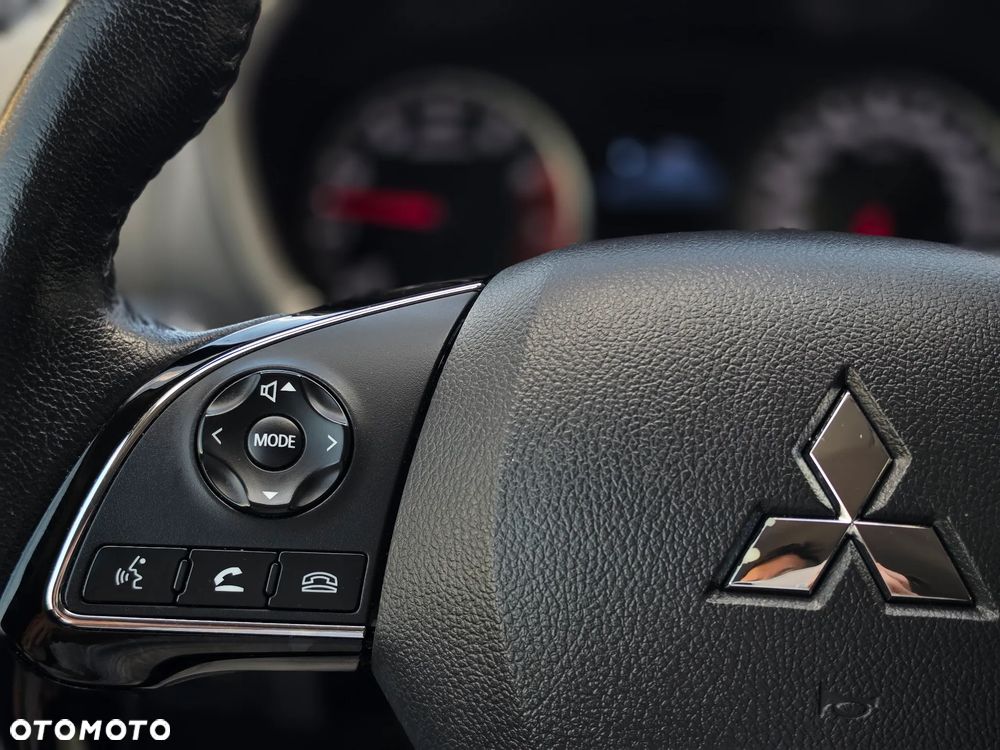 Mitsubishi Eclipse Cross - 27