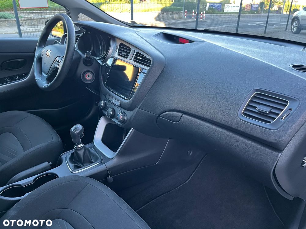 Kia Ceed 1.4 CVVT Attract plus - 19
