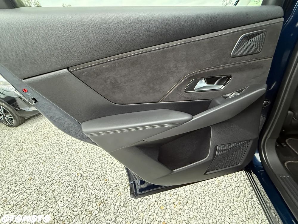 DS Automobiles DS 7 Crossback 1.6 E-Tense Performance Line + - 26