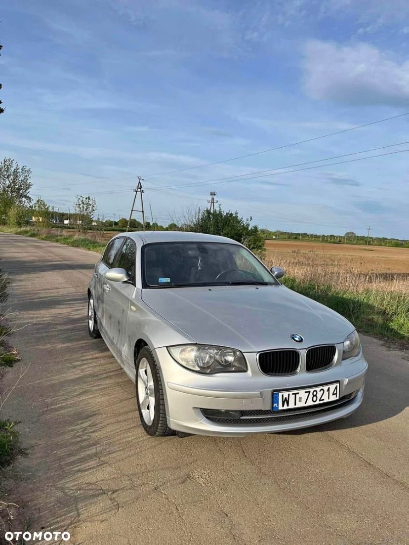 BMW Seria 1 120i - 1