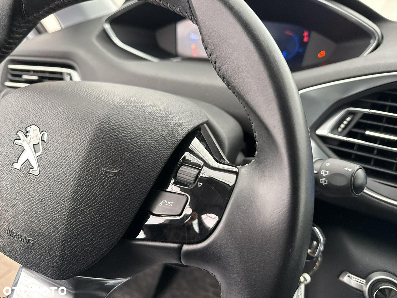 Peugeot 308 1.5 BlueHDi Active S&S - 27