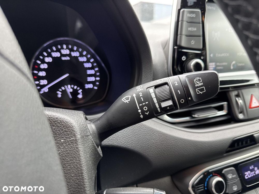 Hyundai i30 1.5 DPI Smart - 24