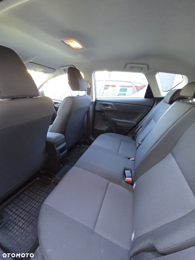 Toyota Auris 1.33 VVT-i Active - 3
