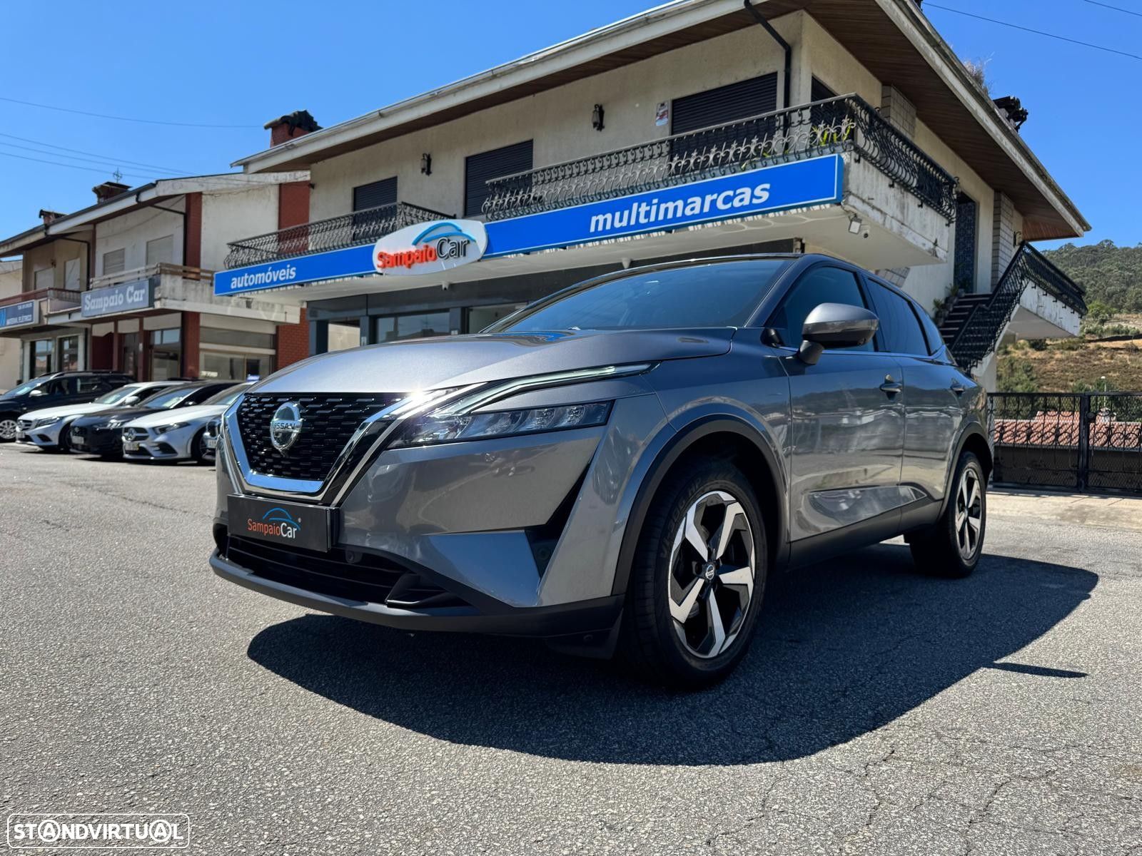 Nissan Qashqai 1.3 DIG-T N-Connecta J18 Led - 1