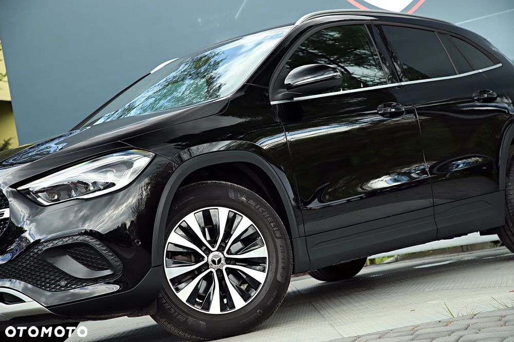 Mercedes-Benz GLA 200 Style - 3