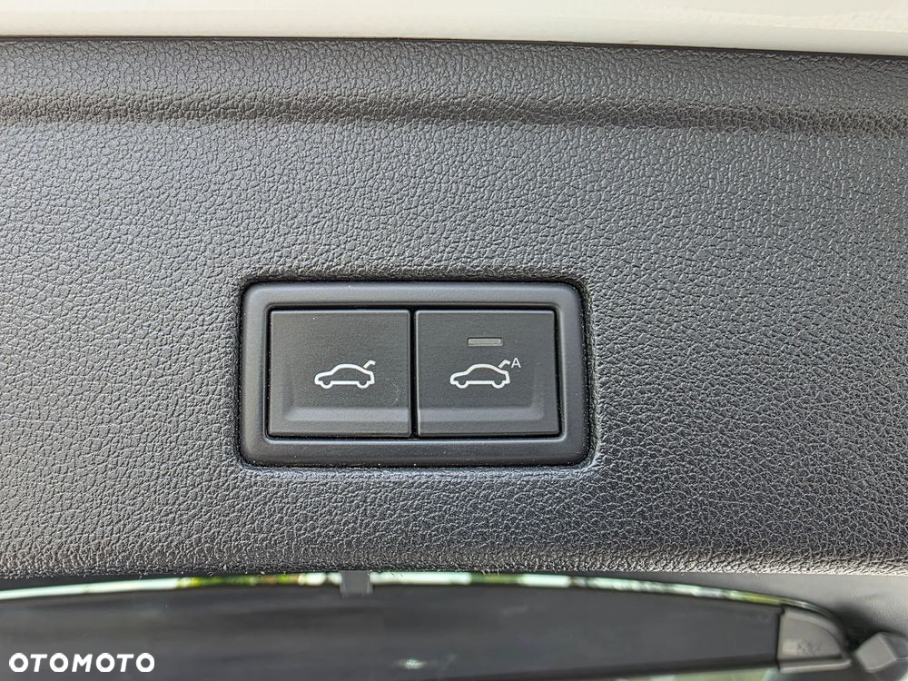 Volkswagen Touareg 3.0 V6 TDI SCR 4Mot Elegance - 8