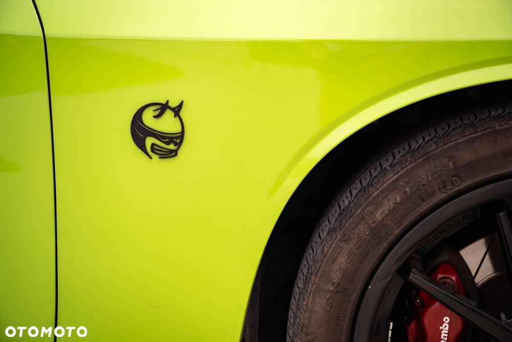Dodge Challenger - 13