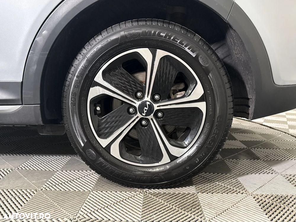 Kia XCeed - 14