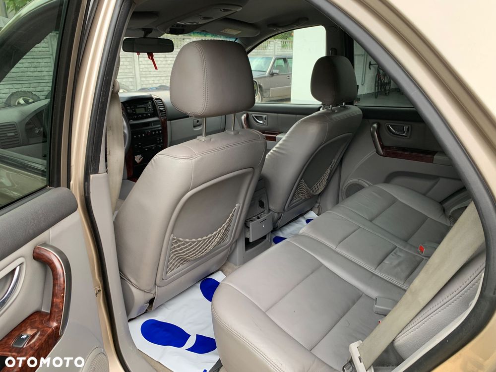 Kia Sorento 2.5 CRDi Freedom + - 19