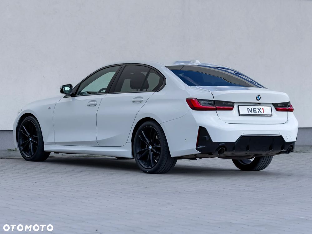 BMW Seria 3 318d M Sport - 11