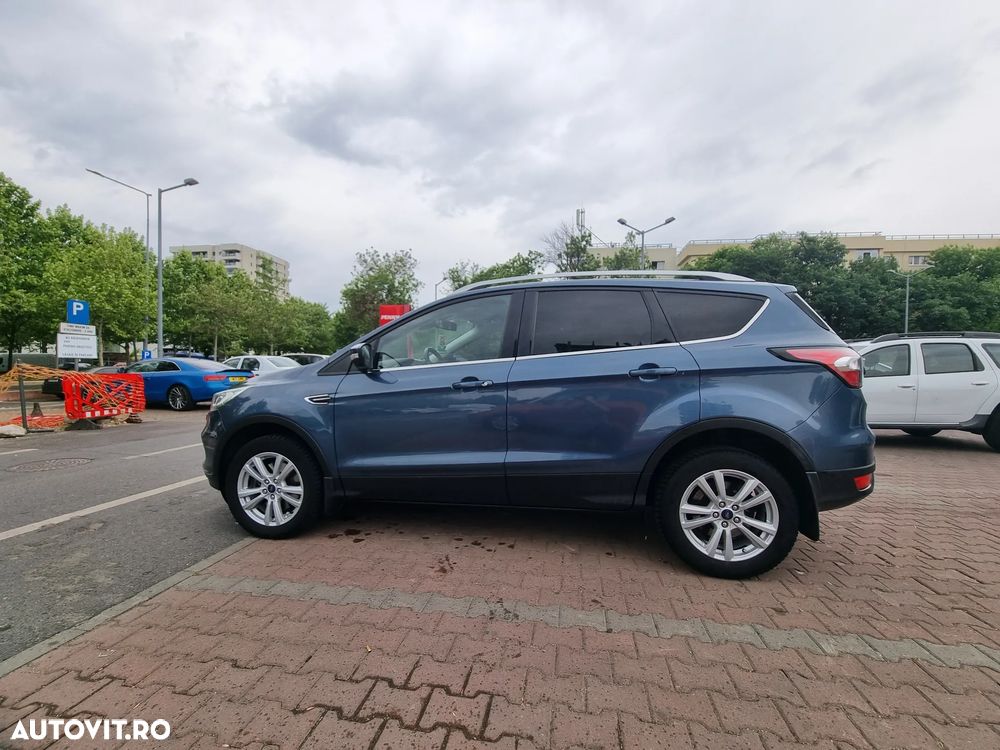 Ford Kuga 1.5 EcoBoost 4WD Aut. Titanium - 6